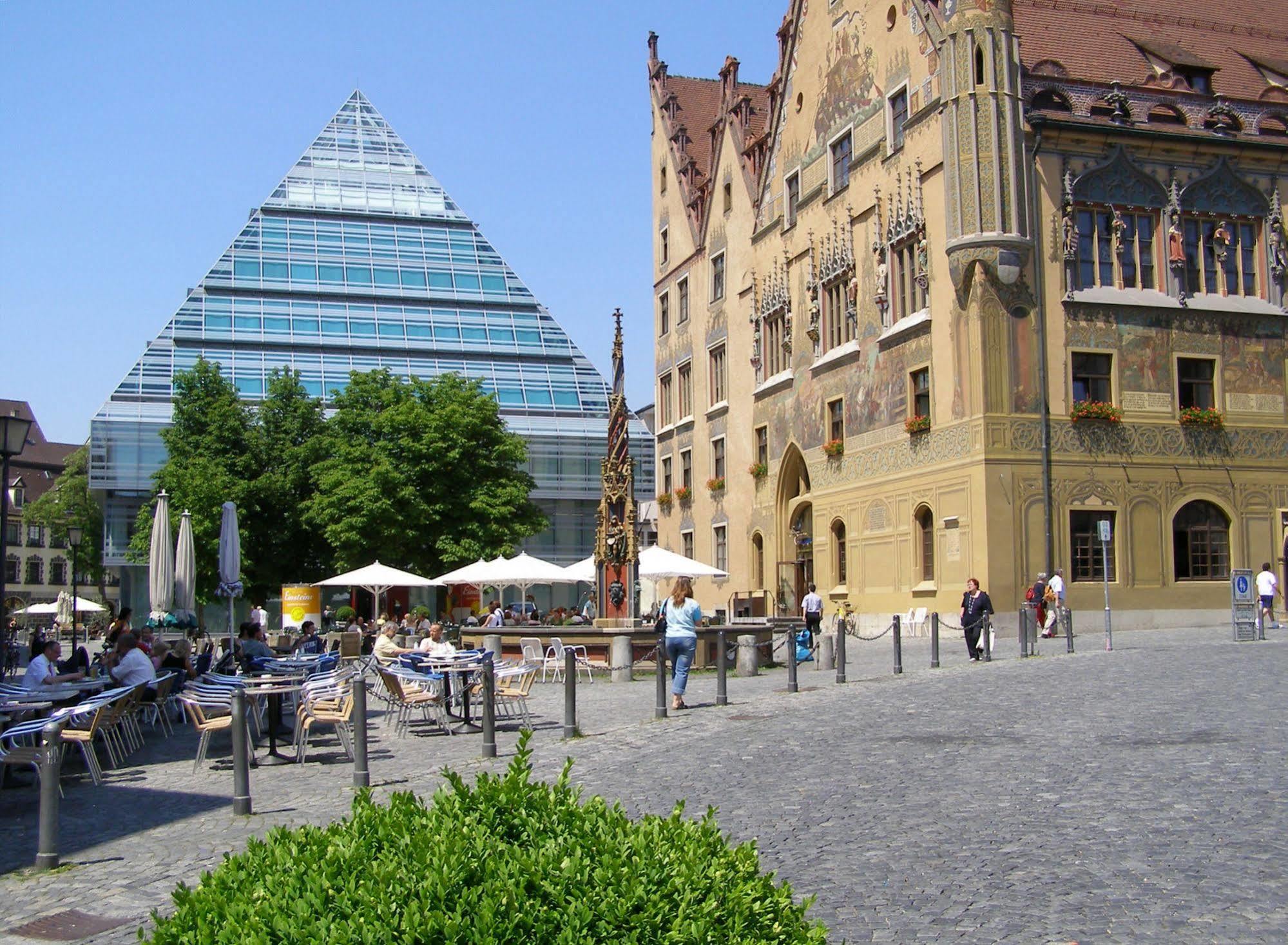 Meinl Hotel & Restaurant Neu-Ulm Exteriér fotografie